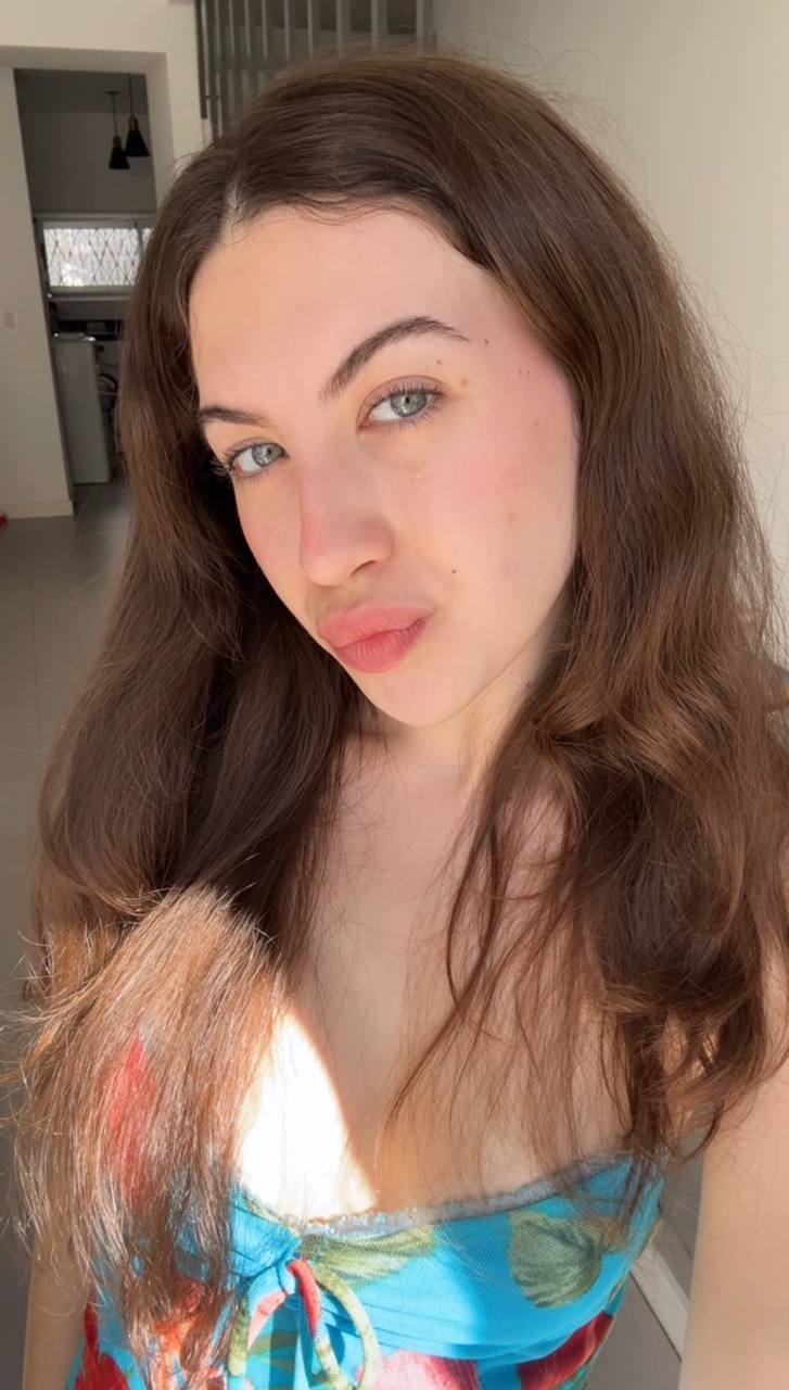 Nude girl Amber in Indore