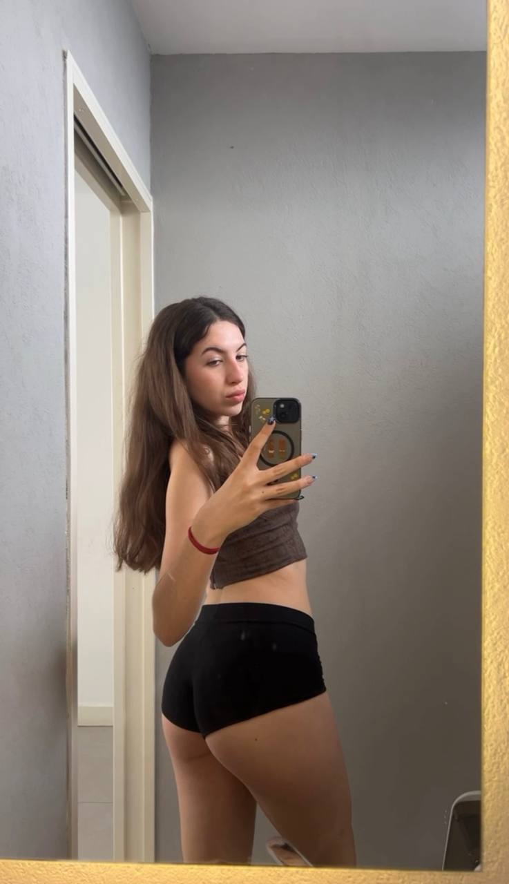 Amber in her underwear in Indore