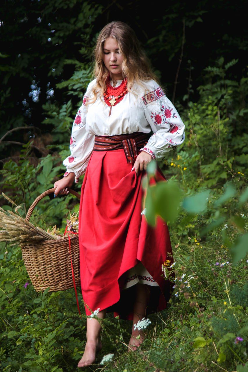 Slavic girls in Indore